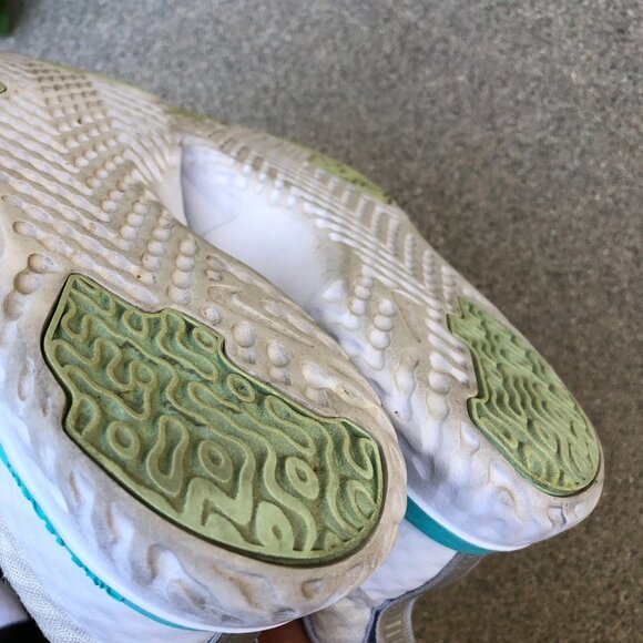 2021 Nike In Season TR 9 Women's Sz 7 White Blue Training Shoes AR4543-013 - Picture 8 of 9